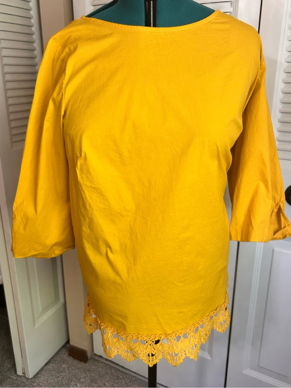 Jessica London Yellow Tunic Top w/ Crochet Lace Hem 22W
